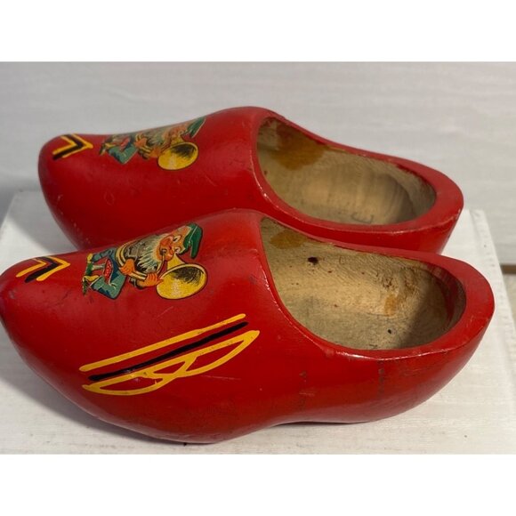 Vintage Dutch Wooden Clogs Hand Painted Red With Cartoon Design 7” - Picture 2 of 10